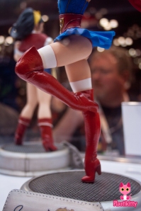 Supergirl statue